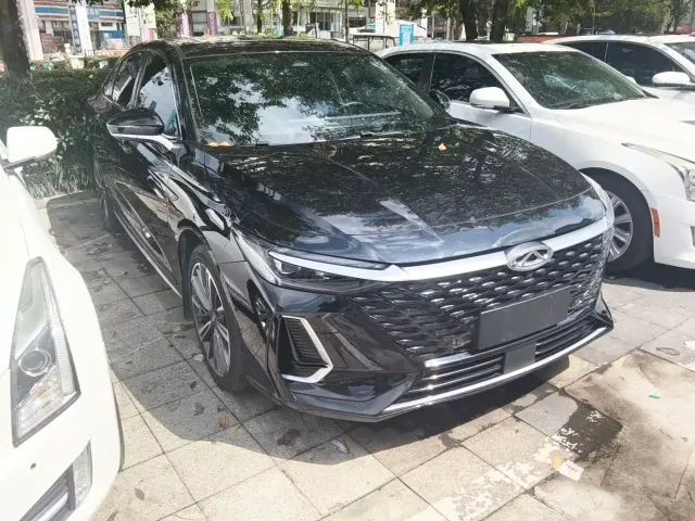 Chery Arrizo 8 — Фото автомобиля 3