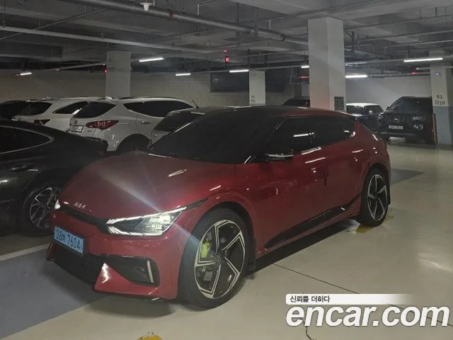 Kia EV6 — Фото автомобиля 3