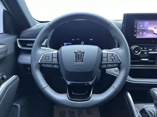 Toyota Crown Kluger — Фото автомобиля 11
