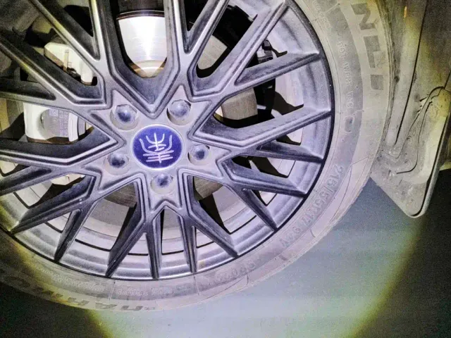BYD Qin PLUS — Фото автомобиля 7