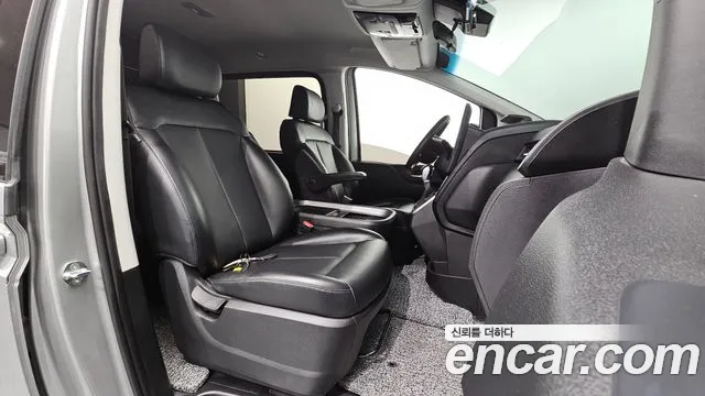 Hyundai Staria — Фото автомобиля 16