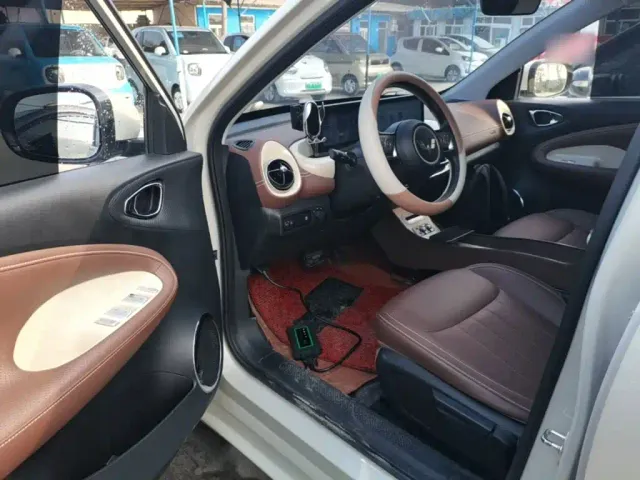 Wuling Bingo — Фото автомобиля 15