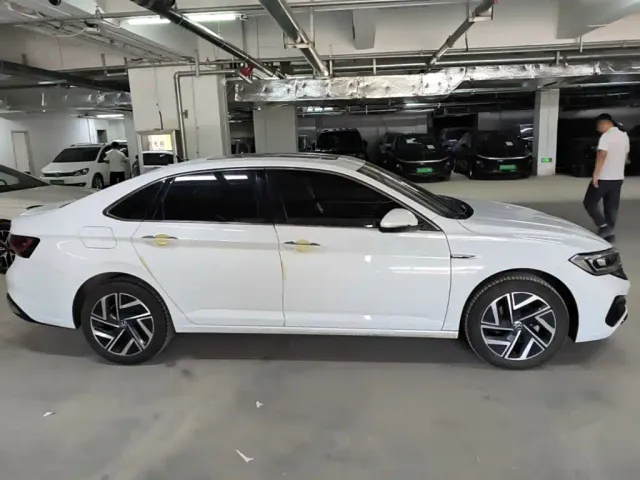 Volkswagen Sagitar — Фото автомобиля 26