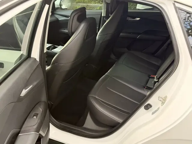 Changan Eado — Фото автомобиля 6