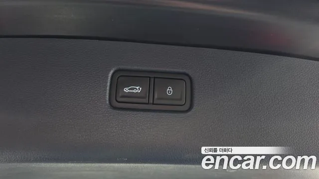 Genesis GV80 — Фото автомобиля 24