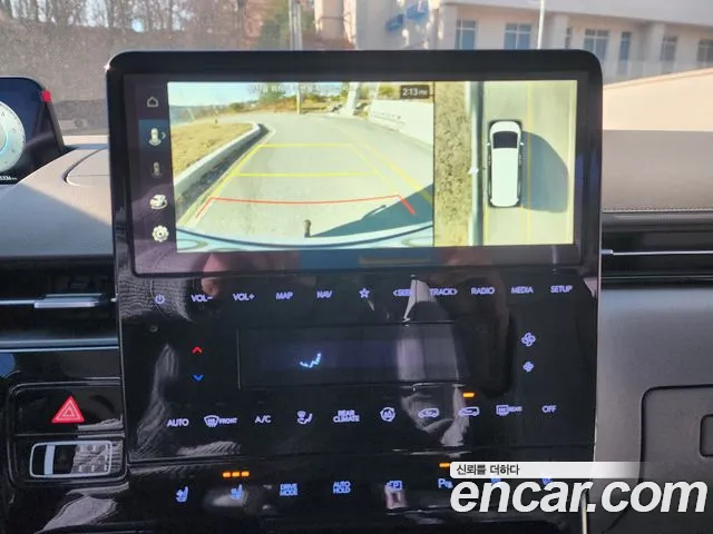 Hyundai Staria Staria 4WD Lounge 9 мест — Фото автомобиля 14