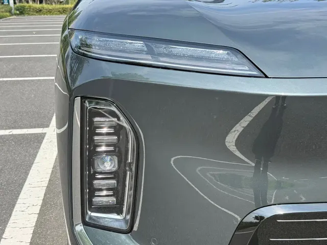 Nio ES9 — Фото автомобиля 25