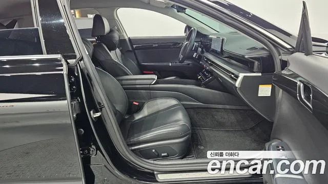 Hyundai Grandeur GN7 — Фото автомобиля 16