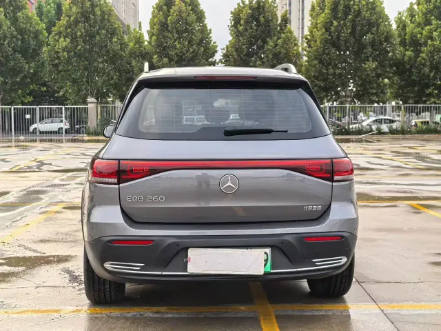 Mercedes-Benz EQB — Фото автомобиля 8