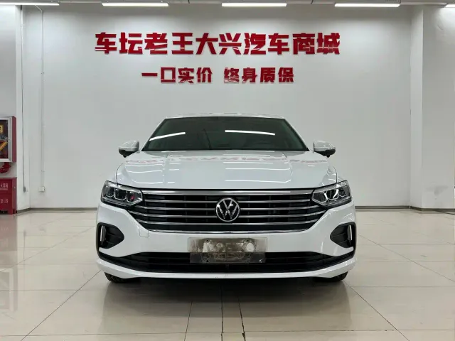 Volkswagen Lavida — Фото автомобиля 2