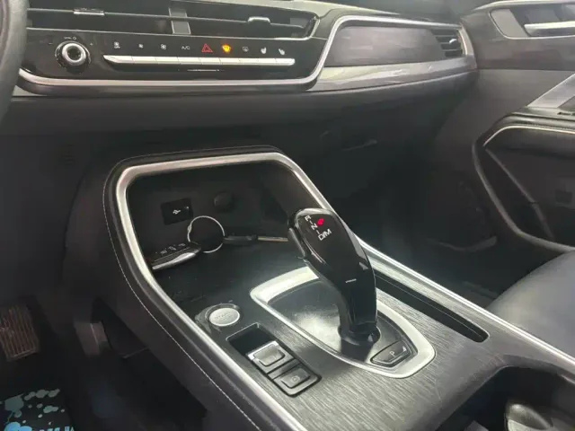 Haval H6 — Фото автомобиля 10