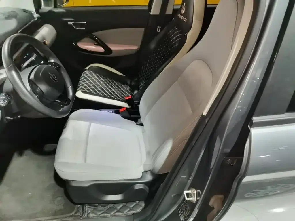 Leapmotor Leapmotor T03 2022 Crystal Shine Edition — Фото автомобиля 14