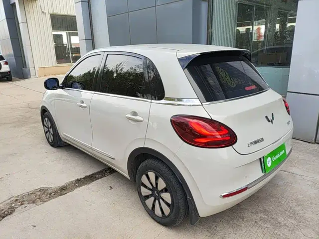 Wuling Bingo — Фото автомобиля 4
