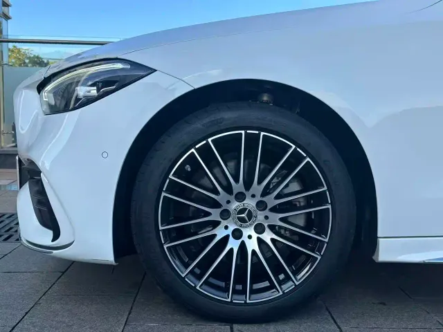 Mercedes-Benz C-Class — Фото автомобиля 20