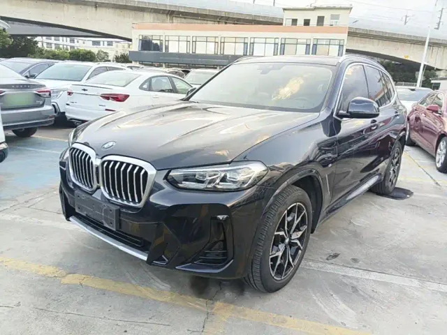 Фотография автомобиля — BMW X3