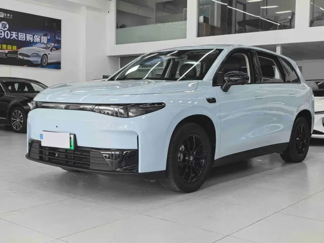 Фотография автомобиля — Leapmotor C10