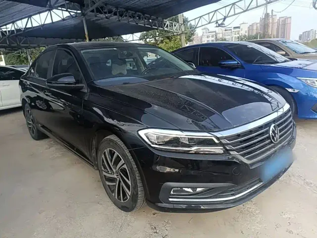Volkswagen Lavida — Фото автомобиля 3