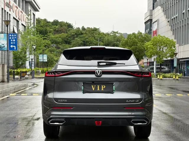 Changan UNI-Z — Фото автомобиля 12