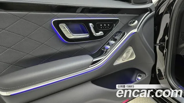 Mercedes-Benz S-Class — Фото автомобиля 15