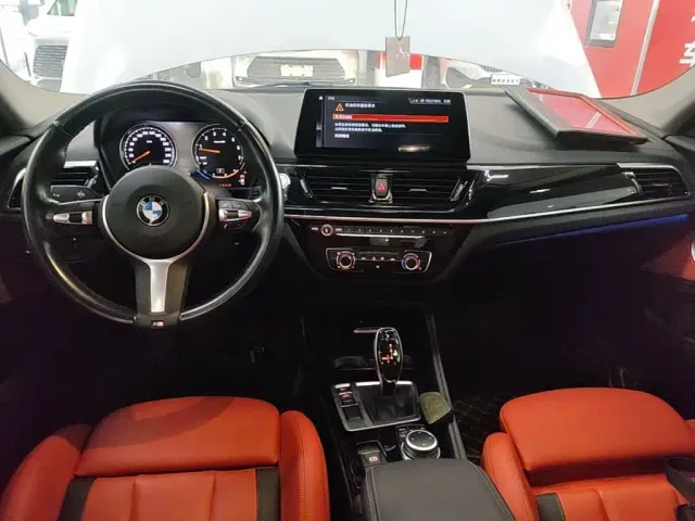 BMW 1 Series — Фото автомобиля 9