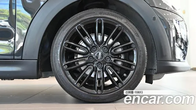 MINI Cooper — Фото автомобиля 5