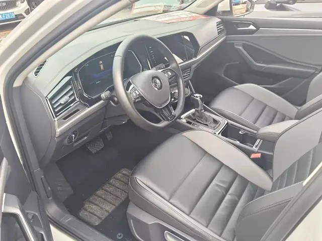 Volkswagen Sagitar — Фото автомобиля 6