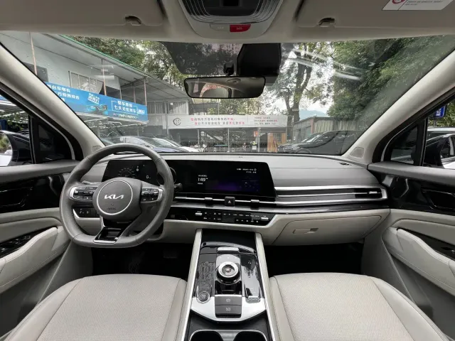 Kia Sportage — Фото автомобиля 14