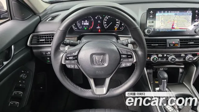 Honda Accord Accord 10 поколение 1.5 Turbo — Фото автомобиля 13