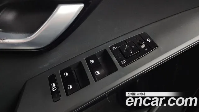 Kia Niro — Фото автомобиля 27