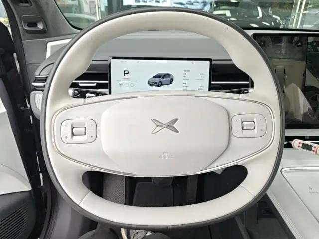 Xpeng G6 — Фото автомобиля 10