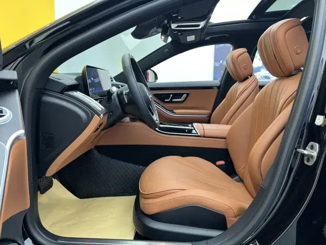 Mercedes-Benz S-Class — Фото автомобиля 17