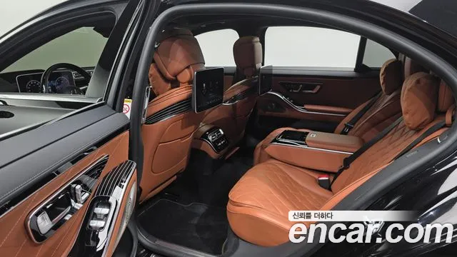 Mercedes-Benz S-Class — Фото автомобиля 26