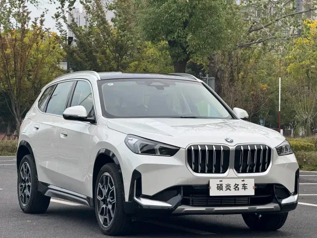 BMW X1 — Фото автомобиля 3