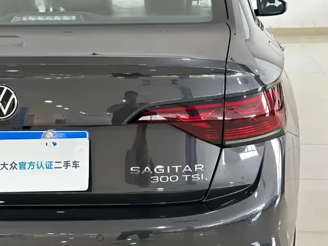 Volkswagen Sagitar — Фото автомобиля 16