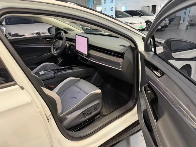 Volkswagen ID.7 Vizzion — Фото автомобиля 12
