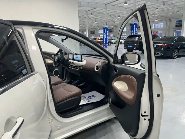 Wuling Bingo — Фото автомобиля 10