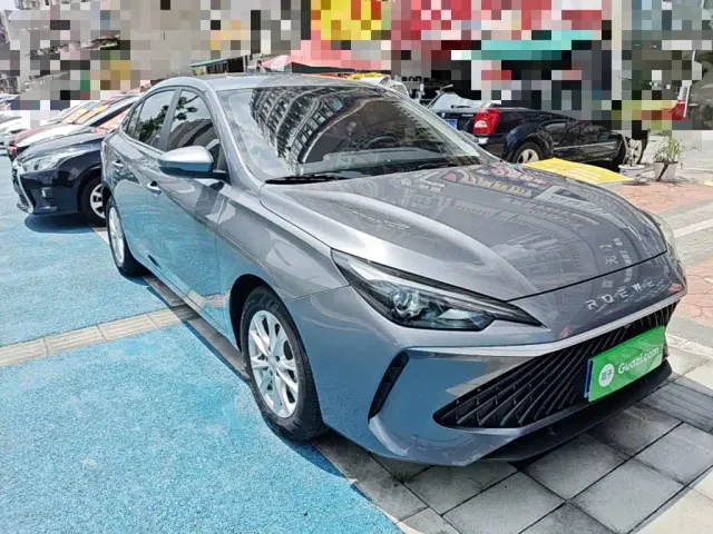 Roewe i5 — Фото автомобиля 3