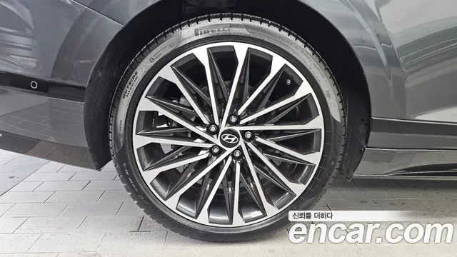 Hyundai Grandeur Grandeur (GN7) 3.5 Бензин 4WD — Фото автомобиля 5