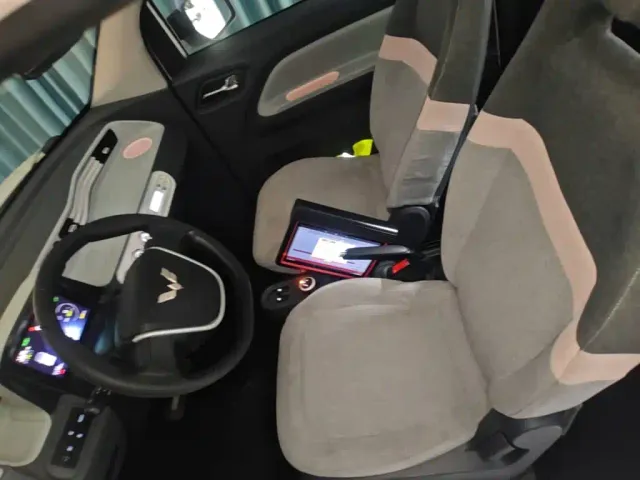 Wuling Hongguang Mini EV — Фото автомобиля 14