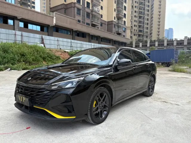 Dongfeng Yixuan — Фото автомобиля 3