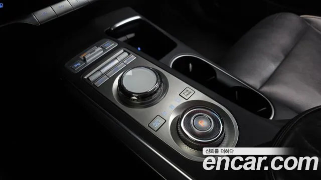 Genesis GV70 Electrified — Фото автомобиля 9