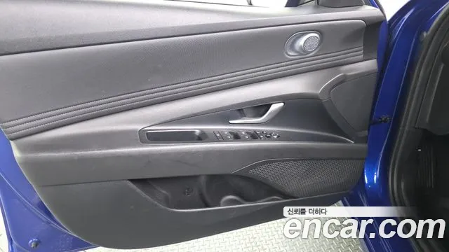 Hyundai Avante CN7 — Фото автомобиля 24