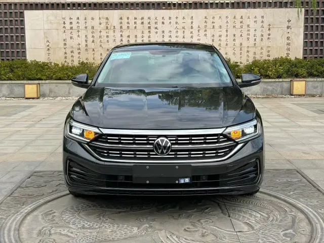 Volkswagen Sagitar — Фото автомобиля 2