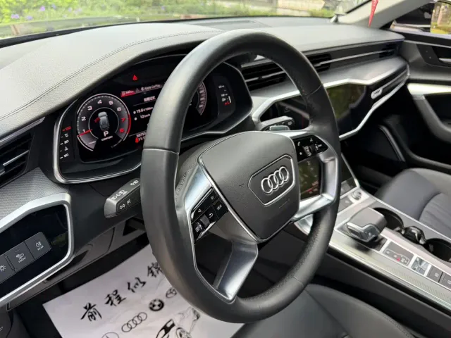 Audi A6 — Фото автомобиля 7