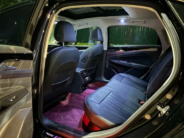 Volkswagen Passat — Фото автомобиля 3