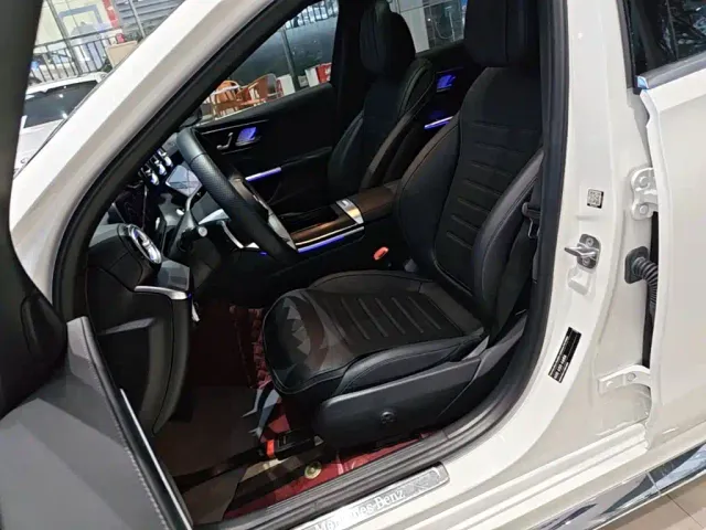 Mercedes-Benz C-Class — Фото автомобиля 14