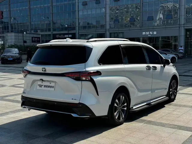 Toyota Granvia — Фото автомобиля 6