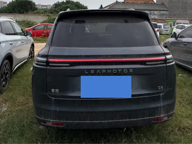 Leapmotor Leapmotor C16 2024 Pure Electric 520 Premium Edition — Фото автомобиля 8