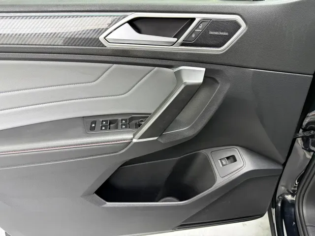 Volkswagen Tiguan L — Фото автомобиля 11