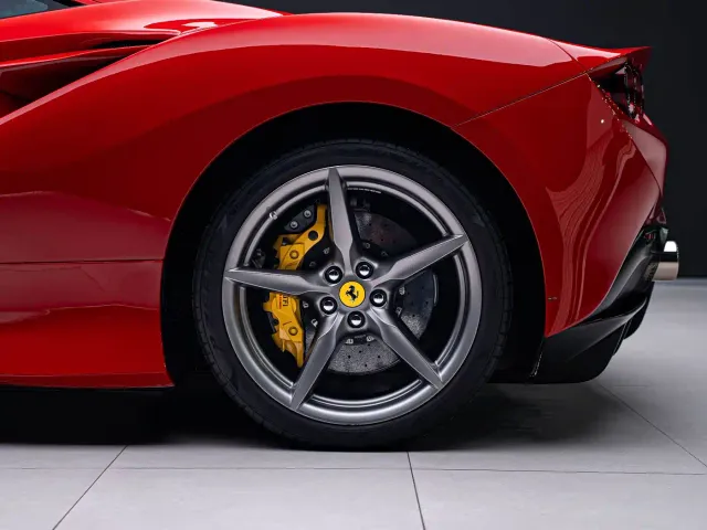 Ferrari F8 — Фото автомобиля 10